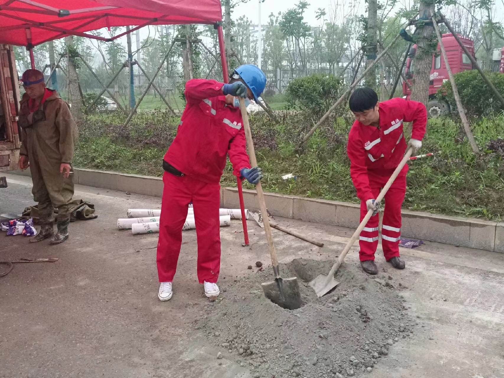 彭州管道疏通哪家好】及时进行市政管道清淤